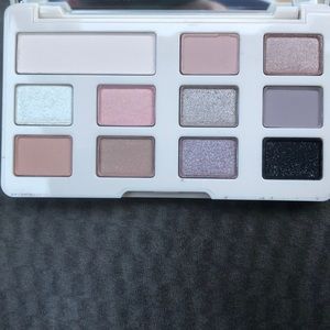 Too Faced White Chocolate Chip Palette